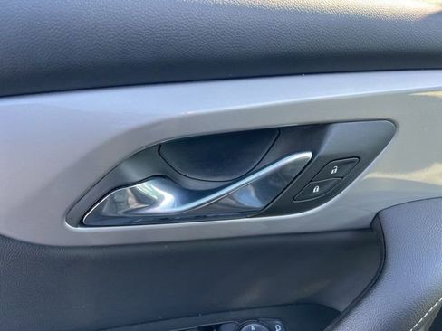 Used 2025 Chevrolet Blazer LT image 25