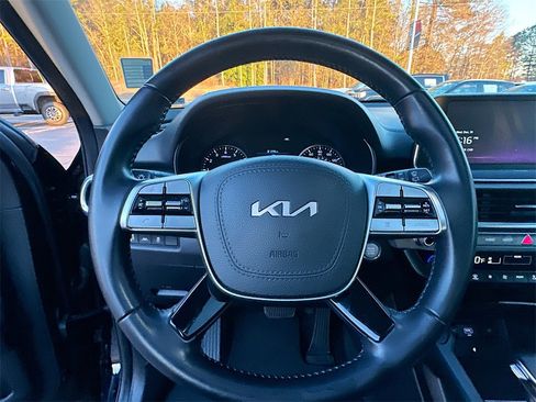 Used 2022 Kia Telluride S image 18