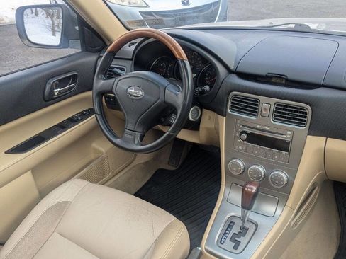 Used 2006 Subaru Forester 2.5X L.L. Bean image 28
