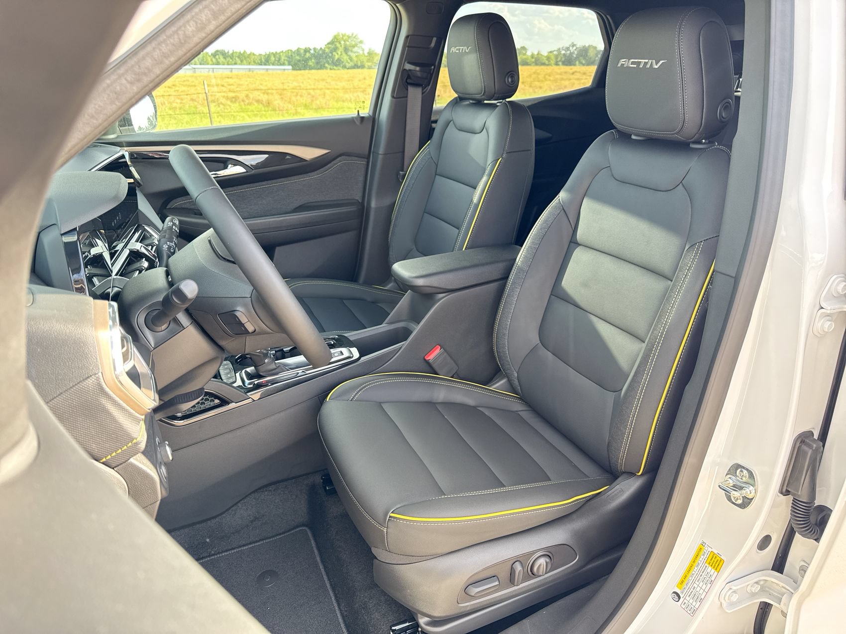 New 2026 Chevrolet TrailBlazer ACTIV w/ Convenience Package FWD image 11