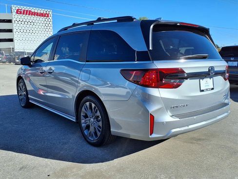 Certified 2025 Honda Odyssey Touring image 3