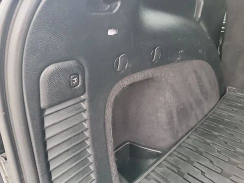 Used 2018 Jeep Grand Cherokee Laredo AWD/4WD image 28