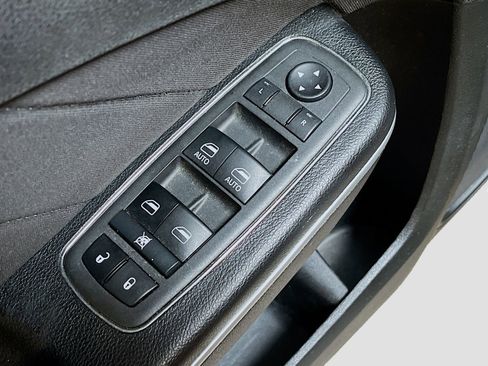 Used 2022 Dodge Charger Scat Pack RWD image 17