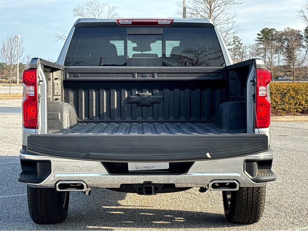 New 2025 Chevrolet Silverado 1500 LT AWD/4WD image 23