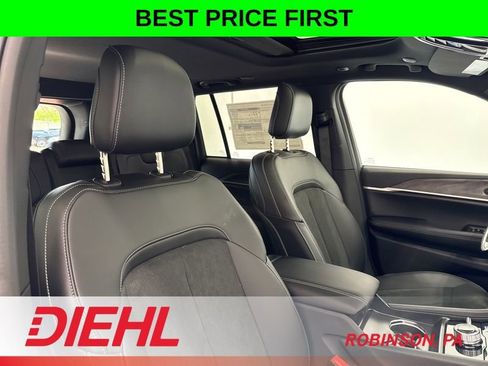 New 2026 Jeep Grand Cherokee Altitude AWD/4WD image 14