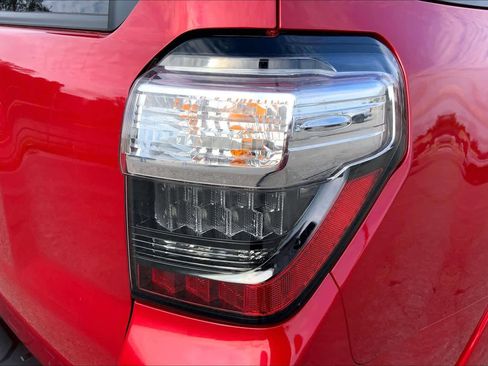 Used 2023 Toyota 4Runner SR5 Premium image 29