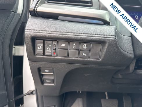 Used 2023 Honda Odyssey Touring image 18