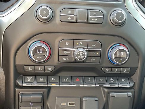 Used 2022 Chevrolet Silverado 2500 LTZ w/ LTZ Plus Package AWD/4WD image 30