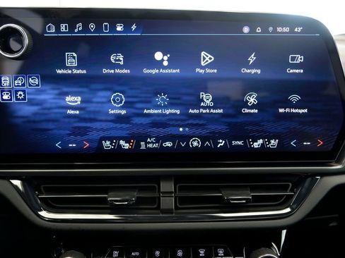 Used 2025 Chevrolet Equinox EV RS w/ Active Safety Package 3 image 19