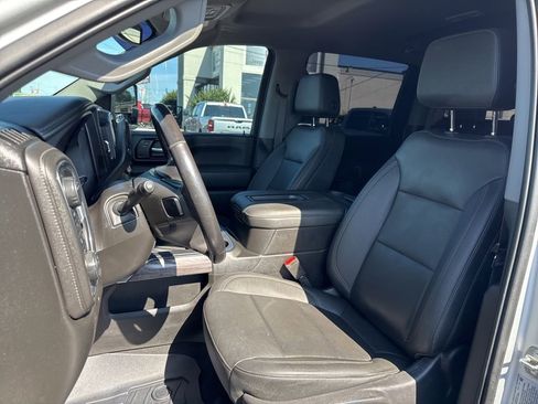 Used 2022 Chevrolet Silverado 3500 LTZ w/ LTZ Texas Edition image 32