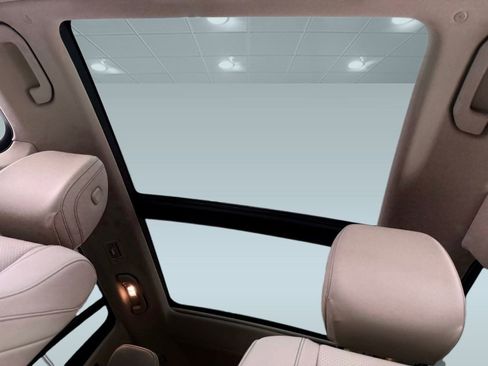 Certified 2023 Mercedes-Benz GLS 450 4MATIC image 14