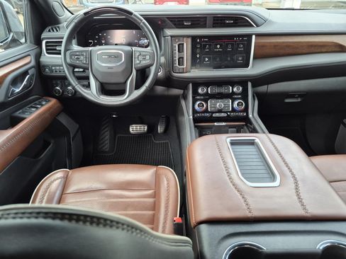 Certified 2024 GMC Yukon Denali Ultimate AWD/4WD image 20