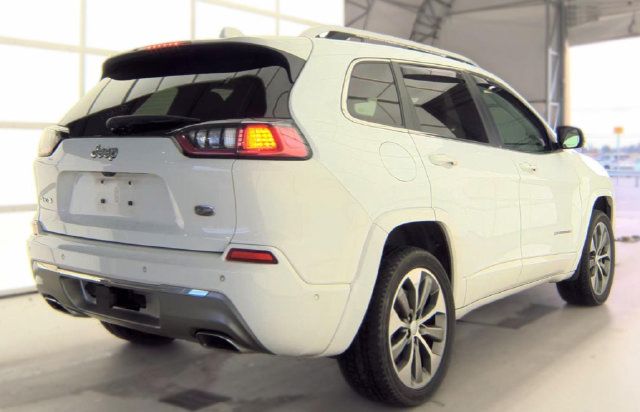 Used 2019 Jeep Cherokee Overland w/ Technology Group AWD/4WD image 5