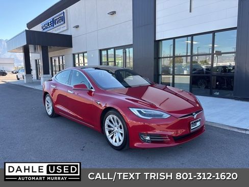 Used 2017 Tesla Model S 75D image 1