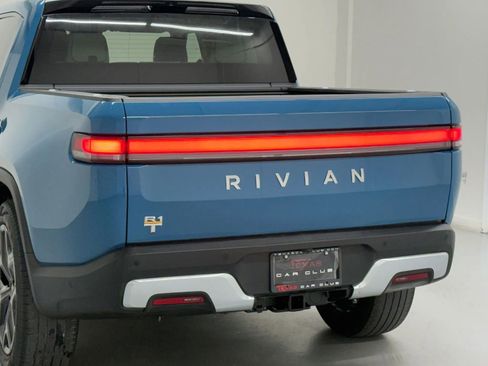 Used 2023 Rivian R1T Launch Edition image 38