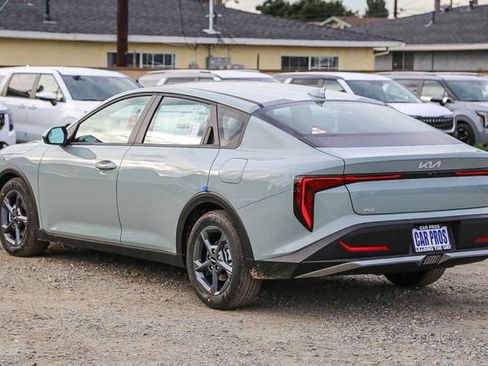 New 2026 Kia K4 LXS image 6