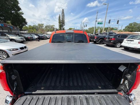 Used 2016 Toyota Tacoma SR5 w/ Towing Package RWD image 24