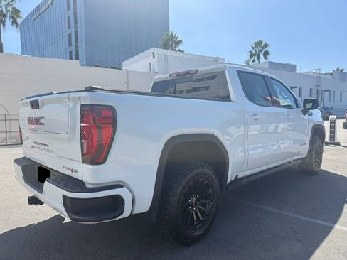 Used 2022 GMC Sierra 1500 AT4X image 6