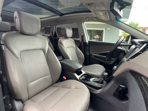 Used 2014 Hyundai Santa Fe Limited AWD/4WD image 25