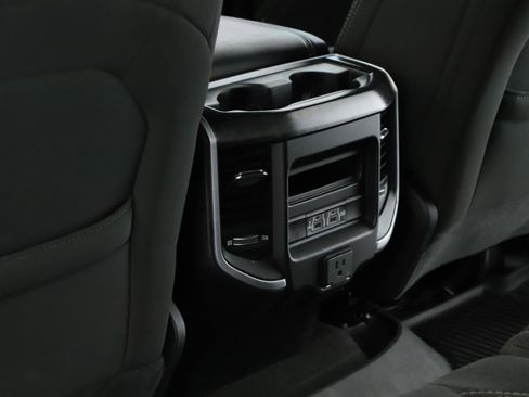 Used 2020 RAM 1500 Big Horn image 6