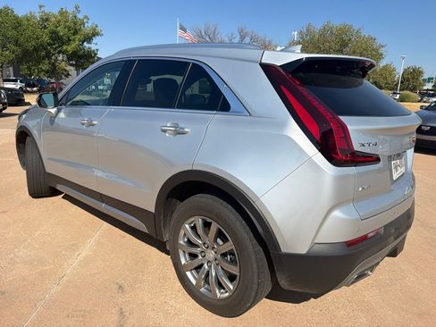 Used 2021 Cadillac XT4 Premium Luxury AWD/4WD image 2