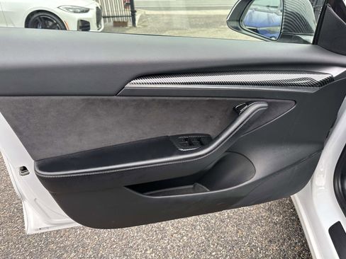 Used 2021 Tesla Model 3 Standard Range Plus RWD image 12