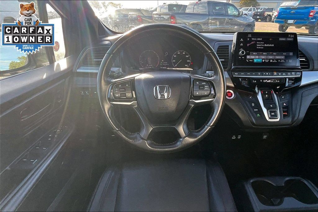 Used 2025 Honda Odyssey Sport-L image 5