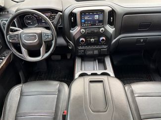 Used 2021 GMC Sierra 3500 Denali w/ Denali Ultimate Package AWD/4WD video 3