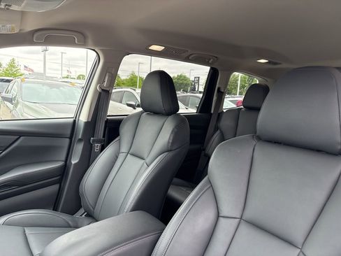Used 2026 Subaru Ascent Premium image 5