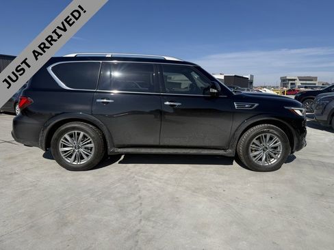 Used 2023 INFINITI QX80 Luxe w/ Cargo Package image 4