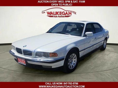 Used 2000 BMW 740iL RWD image 1