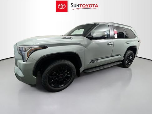 New 2026 Toyota Sequoia Platinum image 9