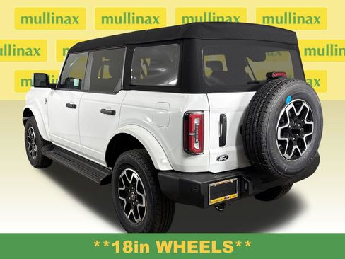 New 2026 Ford Bronco Outer Banks AWD/4WD image 10