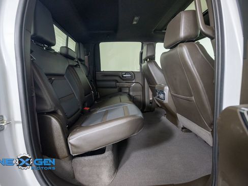Used 2023 GMC Sierra 2500 Denali w/ Denali Ultimate Package AWD/4WD image 39