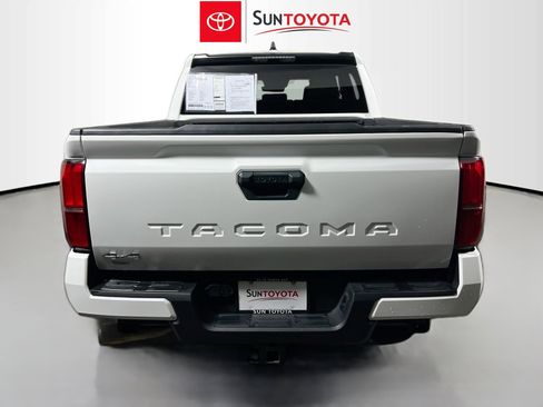 Used 2024 Toyota Tacoma SR5 AWD/4WD image 5