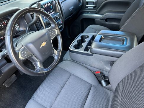 Used 2018 Chevrolet Silverado 1500 LT w/ LT Eassist Package image 10