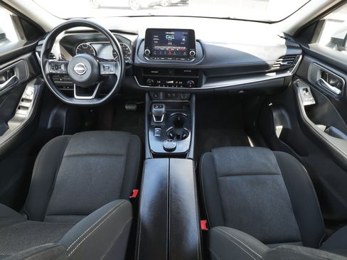 Used 2024 Nissan Rogue SV AWD/4WD image 34
