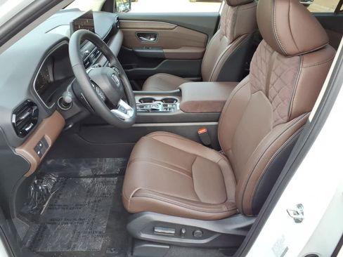 New 2026 Honda Pilot Elite image 13