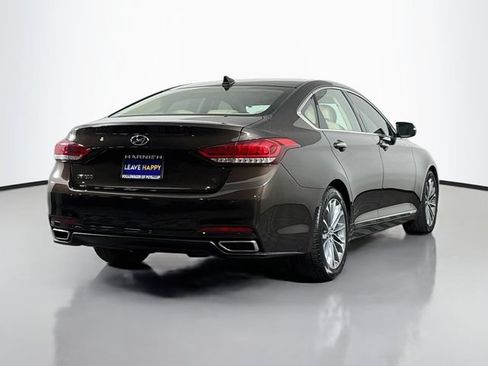 Used 2016 Hyundai Genesis 3.8 RWD image 7