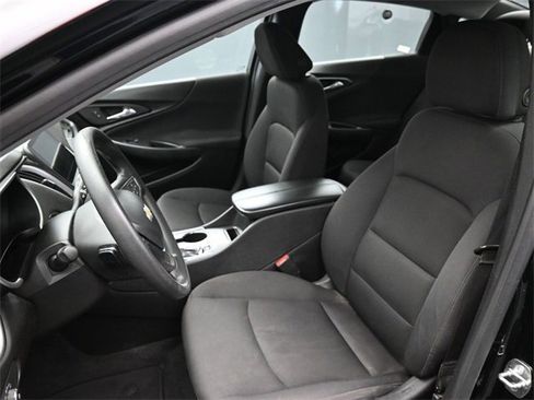 Used 2024 Chevrolet Malibu LT image 13
