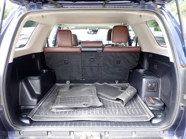 Certified 2023 Toyota 4Runner Limited AWD/4WD image 7