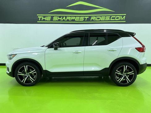 Used 2019 Volvo XC40 T5 R-Design AWD/4WD image 6