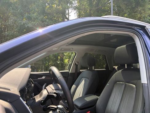 Used 2021 Audi Q5 2.0T Premium w/ Convenience Package AWD/4WD image 12