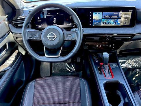 Certified 2025 Nissan Kicks SR FWD image 16