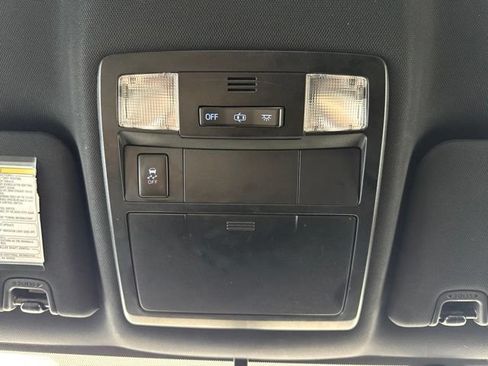 Used 2017 Toyota Tacoma TRD Sport w/ Tow Package (A/T) AWD/4WD image 13