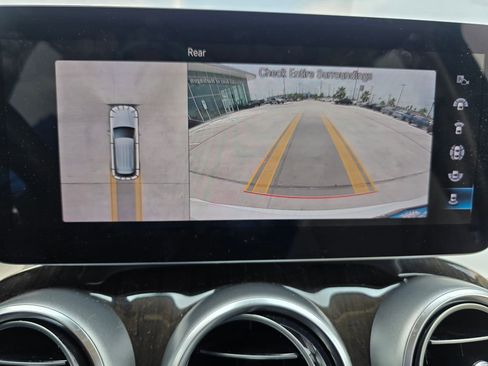 Certified 2022 Mercedes-Benz GLC 300 image 17