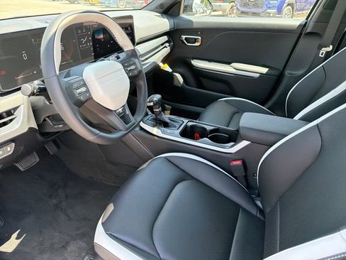 New 2026 Kia K4 EX FWD image 18