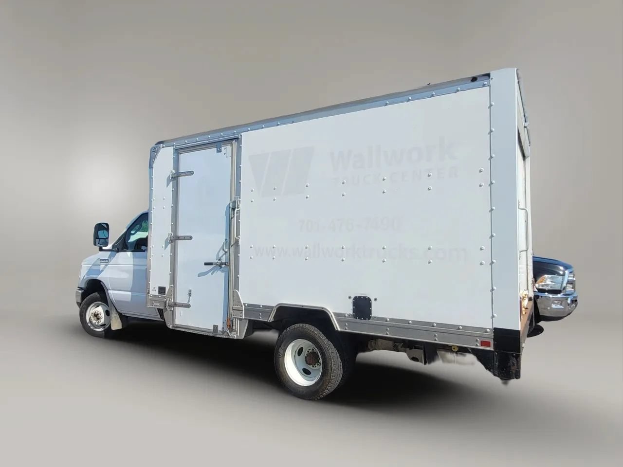 Used 2021 Ford E-450 and Econoline 450 Super Duty RWD image 21