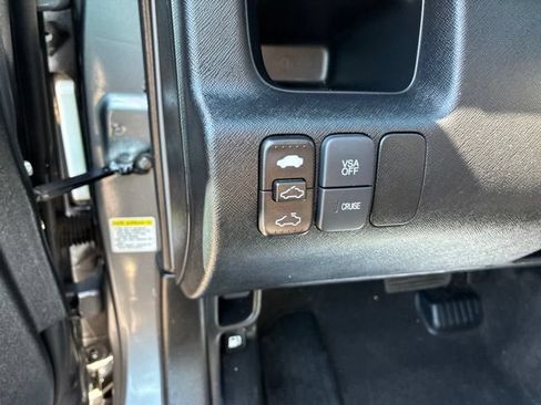 Used 2006 Honda CR-V EX image 19