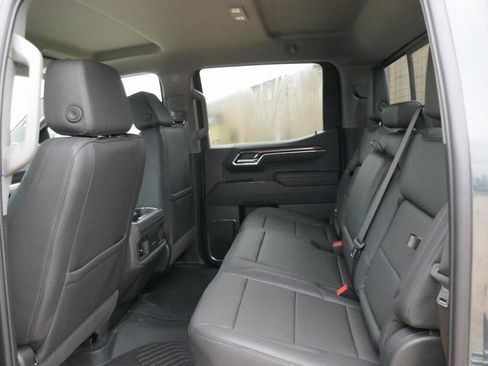 New 2026 Chevrolet Silverado 1500 LT Trail Boss w/ Convenience Package II image 12